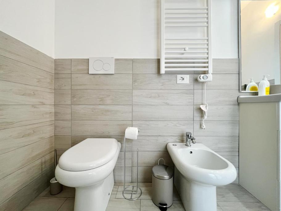 20 Min Duomo - Modern Apartment Milan Bagian luar foto